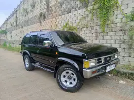 Nissan Terrano 2001 Bensin
