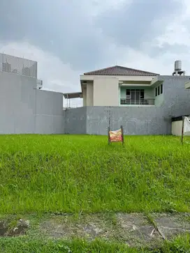 Dijual Kavling Luas 331 m², Taman Dago Lippo Cikarang, 5.7 Juta/m²!