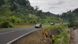 DIJUAL TANAH Datar di Raya Pujon - Ngantang, Cocok Komersial