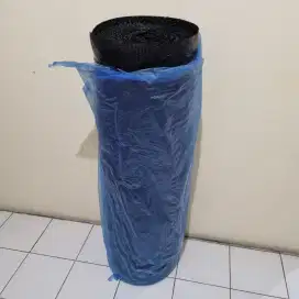Bubble Wrap Hitam Premium Berat 2,7 kg Ukuran 125 cm x 50 m Baru