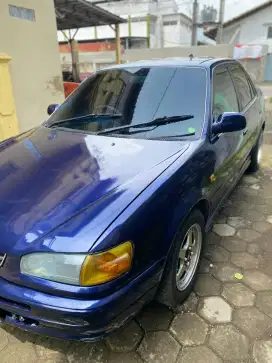 Mobil Toyota All Mew Corolla 1996
