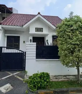 Jual Rumah Di Villa Melati Mas Serpong Dekat BSD Dan Bintaro