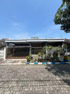 Dijual Murah, Rumah Terawat Siap Huni Strategis di Araya, Malang