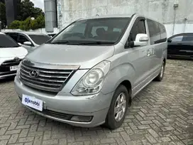 [OLX Mobbi] Hyundai H-1 Silver 2.4 Bensin-AT 2012 WGZ