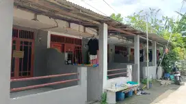 Rumah Kontrakan 5 Pintu Luas Baru Renovasi