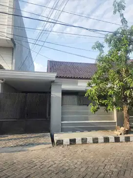 Dijual Rumah Kutisari Indah Bangunan 1.5 Lantai