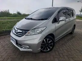 Honda Freed 1.5 E Bensin OTOMATIS 2014 NAAH
