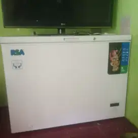 Freezer RSA untuk usaha