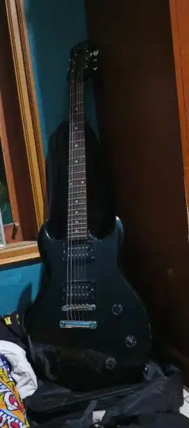 Gitar & Ampli Efek Distorsi Jual Cepat