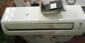 AC 3/4 pk Daikin malaysia