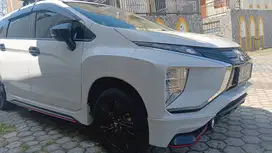 Xpander Black Edition
