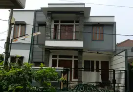 FOR SALE - Rumah Cocok Untuk Tempat Kos, Rumah Kantor, Tempat Tinggal