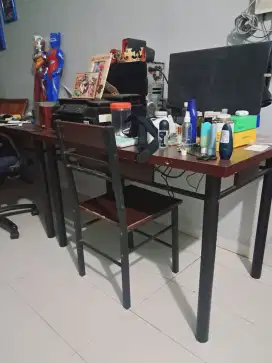 Meja kantor, ada 3, silahkan di tanyakan langsung