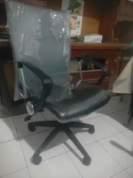 Dijual kursi kantor baru bisa naik turun ketinggian nya
