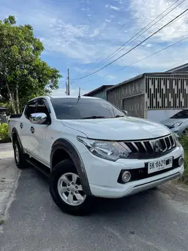 Mitsubishi Triton GLS
