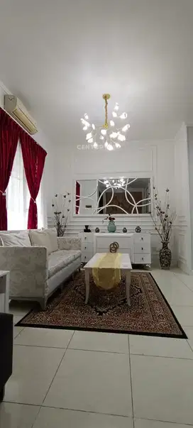 Dijual Cepat Rumah Cantik Siap Huni Di Emerald Bintaro LR13776