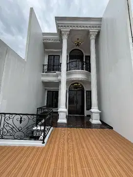 Rumah Europan Classic Jatipadang Siap Huni