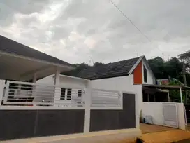Rumah Cantik Tipe Scandinavian Plus Pendopo Dekat Tol  Sadang