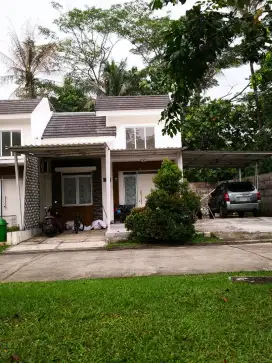 Rumah Hook Serpong Natura City