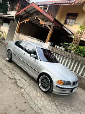 Bmw e46 325i 2001 Bensin