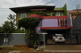 Dijual rumah bagus posisi hook furnished di Kemang Pratama Bekasi