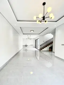 dijual rumah di Griya loka Bsd city tangerang selatan