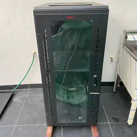 Dijual rak server Nirax size 48 x 80 x 135 cm