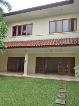 For Rent nice house, comfortable n quiet location in Kemang