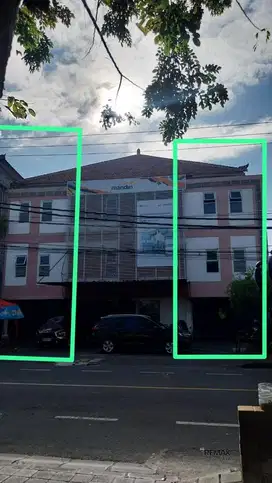 Ruko 3 Lantai Lokasi Bagus Disewakan, di Denpasar Barat