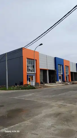 GUDANG BARU DI SUNRISE BIZPARK PASAR KEMIS SIAP PAKAI