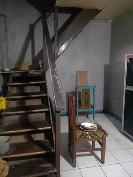 HARGA HITUNG TANAH*JUAL CEPAT RUMAH 2 LANTAI TERMURAH*BURUAN SURVEY !!