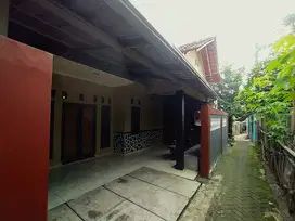 RUMAH DALAM GANG DI TANAH BARU DEPOK, 3 KAMAR TIDUR, DEKAT TOL KUKUSAN