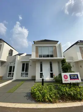 Rumah Modern New Aster Ada Ruang Mezzanine di Paramount Petals