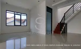 DIJUAL RUMAH HOOK MINIMALIS DI BUANA SARI REGENCY BUAHBATU BANDUNG.
