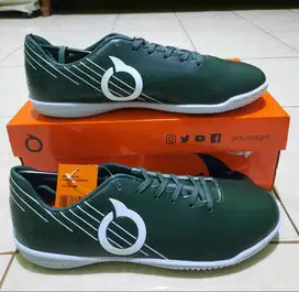 Sepatu Futsal ORTUSEIGHT INSIGNIA Size 41 BNIB (Baru)
