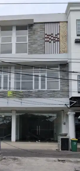 Ruko 3 Lantai Bagus Dijual, di Renon Denpasar