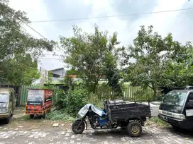 LELANG! DIJUAL RUMAH DAN GUDANG PUSAT KOTA SURABAYA HITUNG TANAH SAJA