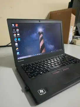 Lenovo Thinkpad X250 core i5-5300U BackLight, Dual Battery