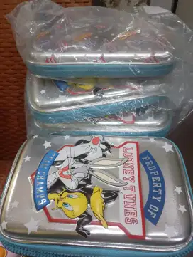 Tempat pensil asli dari Italia