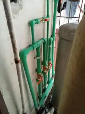 Jasa pasang pipa air kran wastafel kloset water heater pompa tengki
