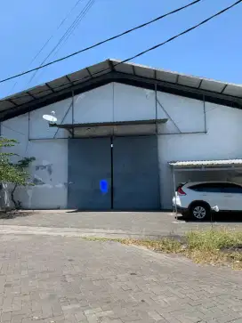 Turun Harga! Dijual Gudang Margomulyo LT 547m², Tinggi 9,2m, SHM