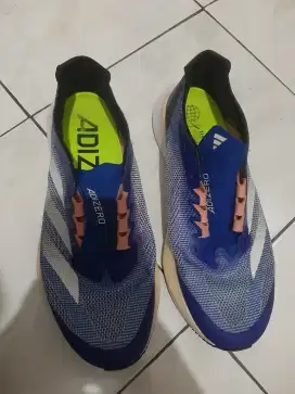 SepatubAdidas Adizero