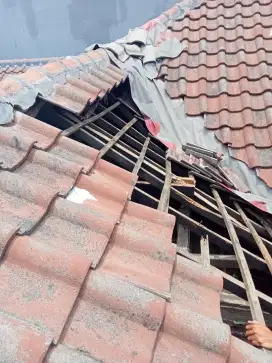 atap bocor kanopi atap bajarigan tarpasang dlk