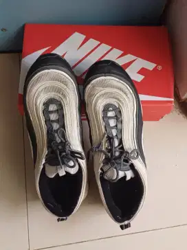 Sepatu Nike Airmax original bonus sepatu Wakai