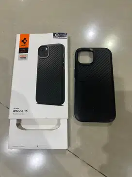 Spigen Core Armor Iphone 15