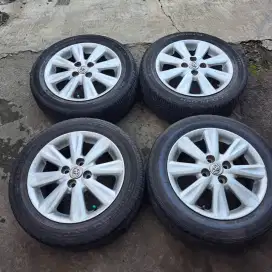 Toyota yaris velg mobil yaris r15 vios etios valco sigra calya agya