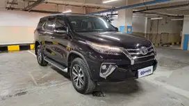 [OLX Mobbi] Toyota Fortuner Hitam 2.4 4x2 VRZ Solar-AT 2016 TJK