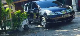 Nissan Grand Livina 1.5 XV