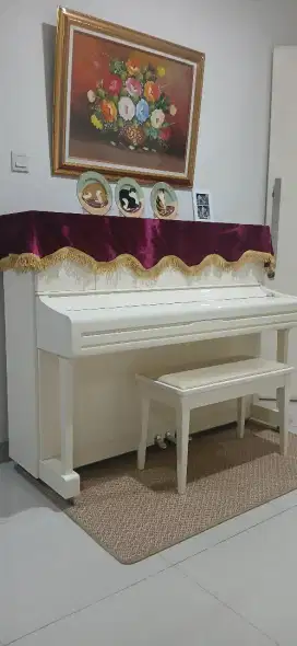 PIANO YAMAHA U1 J PWHC 99.9%..NO CACAT..MURAH aja