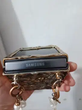 Samsung Galaxy Z Flip 5